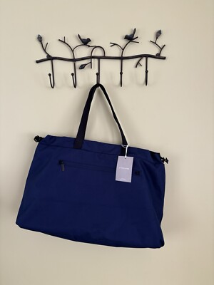 Everlane The ReNew Transit Weekender Navy Blue