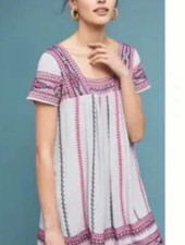 Anthropologie Maeve Womens Sz XS Gray/Multicolor Embroidered Short Sleeve Dress