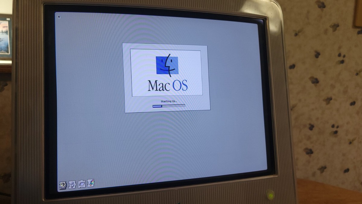 Apple PowerMac G3 Yosemite + 17 Studio Display, Boxes, Original