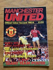 1983/84 MAN UTD Official Souvenir Giant Team Poster Multi signed Robson Wilkins