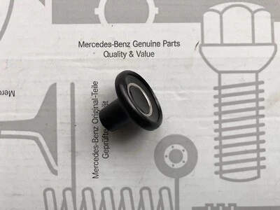 Knopf an Feststeller der Sitzgestelle Klappsitz Mercedes W114 W115 W123 Lang - Bild 1 von 4