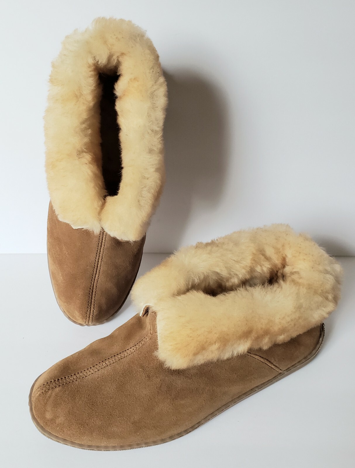 Minnetonka Men Sz 13 Tan Suede 