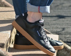 reebok royal complete clean