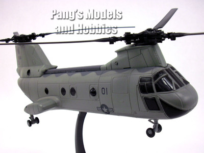 完成品　ジオラマ  1/72 BOEING CH-46D シーナイト 1/72 US Navy CH-46D Sea Knight Helicopter Aircraft Model
