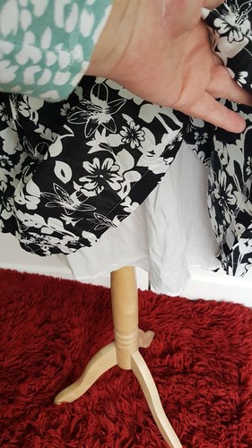 Editions Black White Floral Lined Cotton Zip 24" Length Flared Skirt Size 18 - Picture 4 of 9