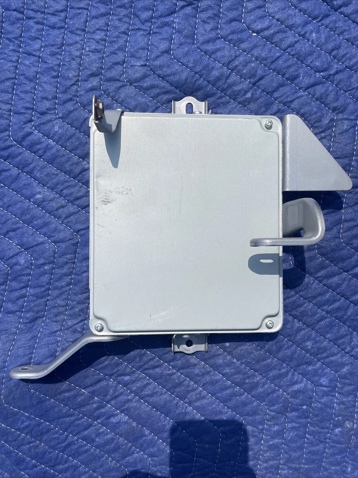 Módulo informático motor Toyota Prius 2006-2008 ecu ecm 89661-47160 OEM Foto 2 de 3