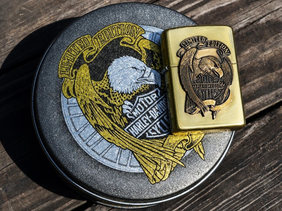 Harley Davidson Limited Edition Zippo Lighter - Barrett-Smythe