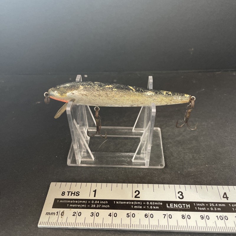 Vintage Rebel Floater Fishing Lure 
