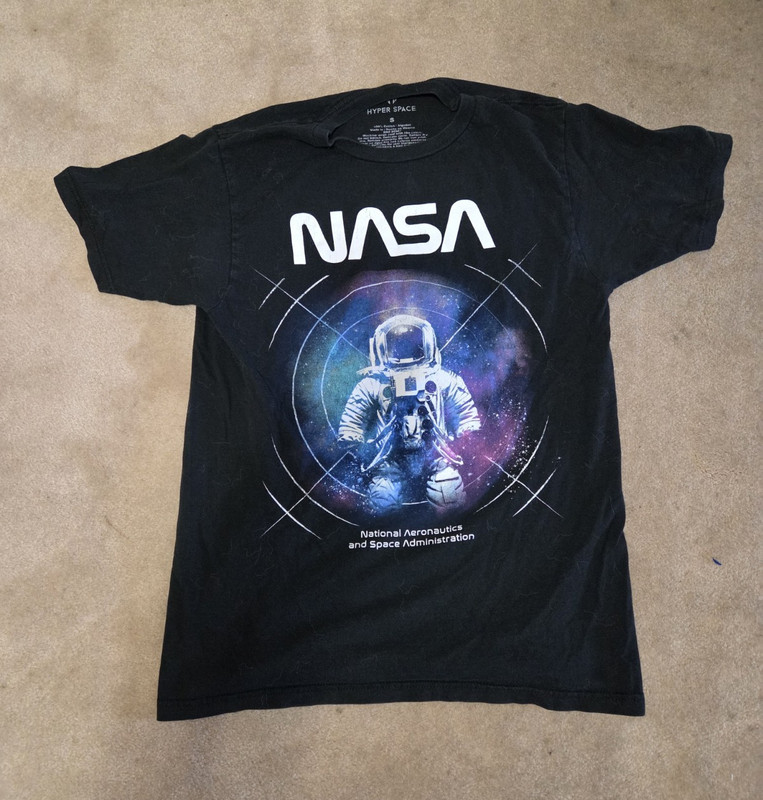 Hyper Space NASA Astronaut Graphic T-Shirt L Black Cotton Crew Neck Short Sleeve