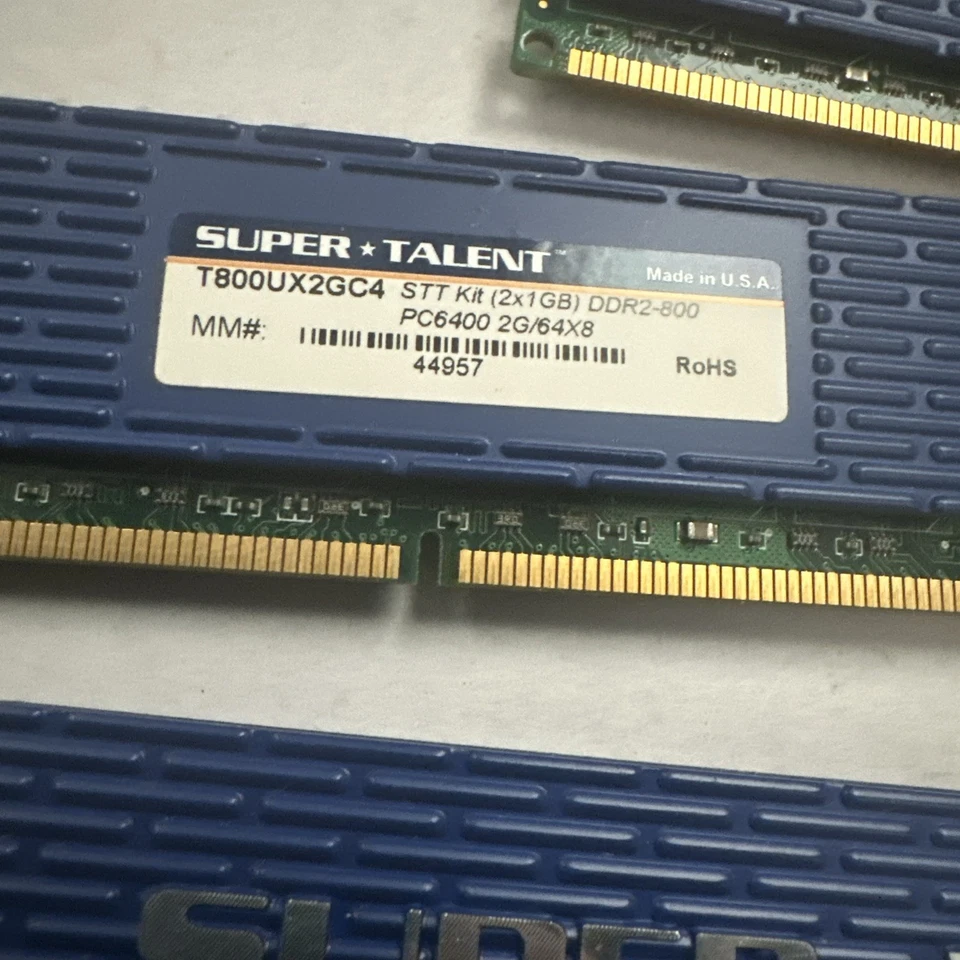Super Talent 8GB: T800UX4GC2 DDR2 PC2-6400u 800MHz Lot (4x2GB) 8GB Desktop RAM - Image 2 of 4