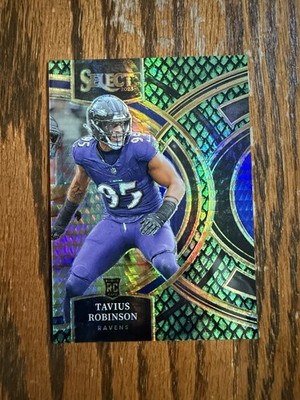 2023 Prizm Tavius Robinson Dragon scale Rookie Card 1/70