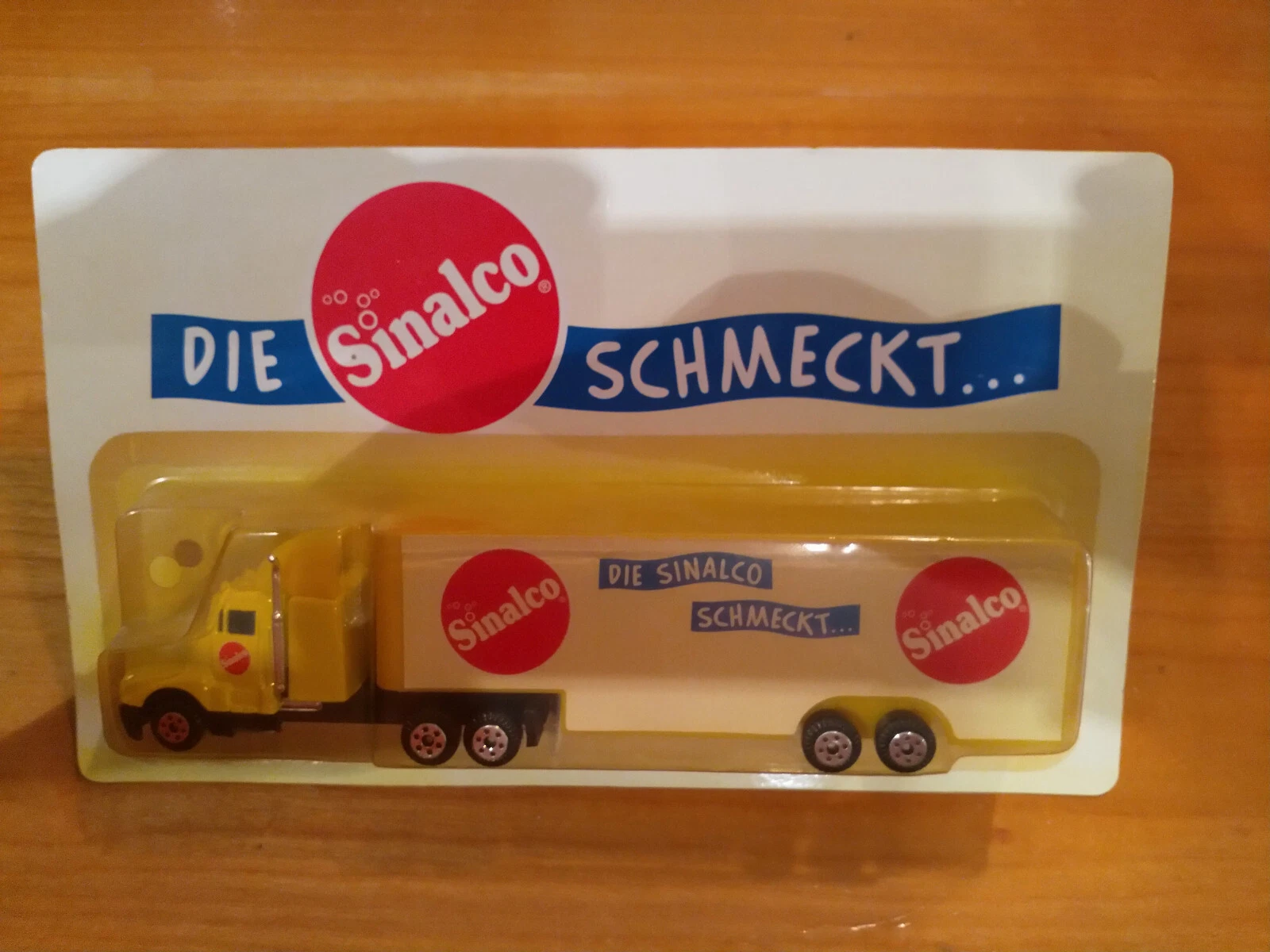 Bild 1 von 6
