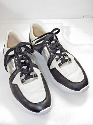Nice!Women's STUART WEITZMAN fashionsneaker,oxford,comfy,walk,work, 8.5M $450