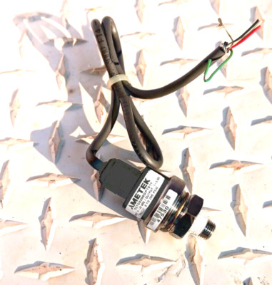 Ametek DCTG0200DPT011 Pressure Transducer, Range = 0-200 lb