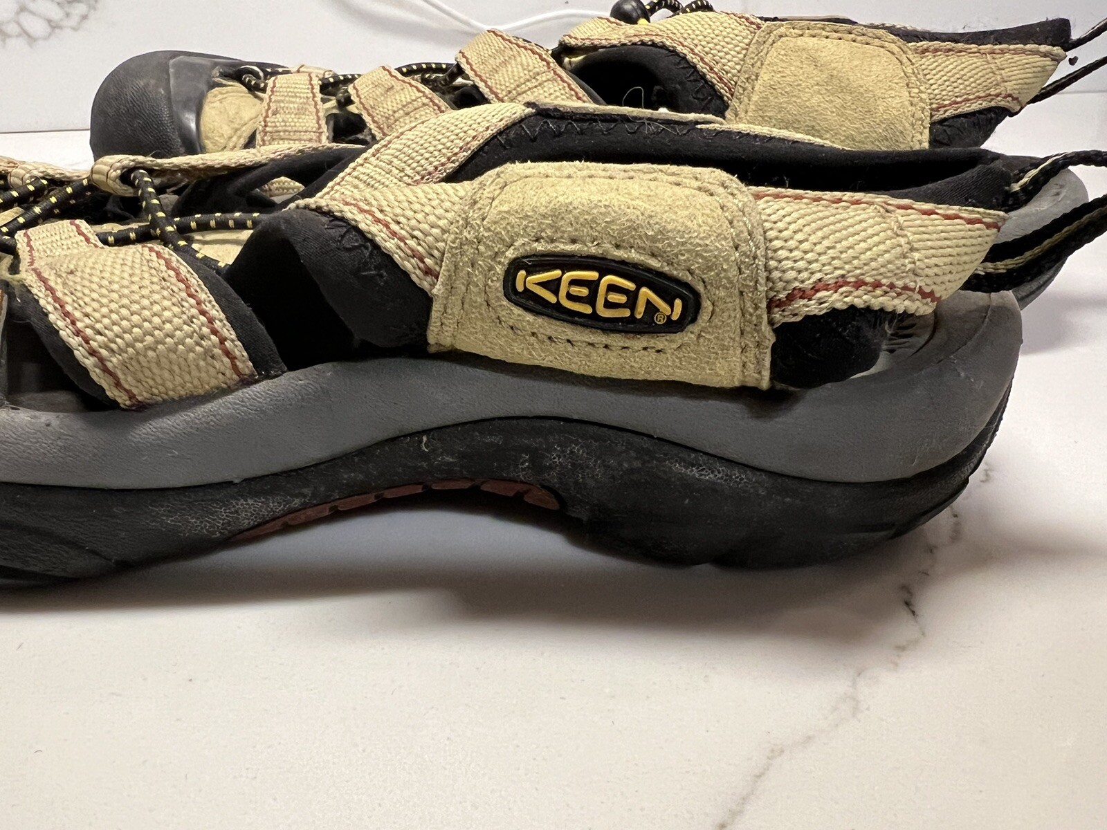 Sandali Keen punta chiusa escursionismo Newport in pelle marrone chiaro donna taglia 8 5