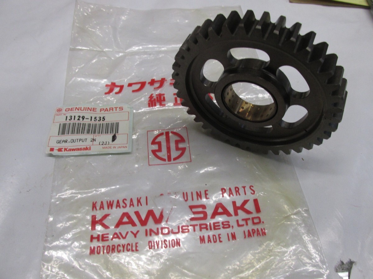 NOS Kawasaki OEM 2nd Output Gear 38T 1984-1986 ZX900 1986