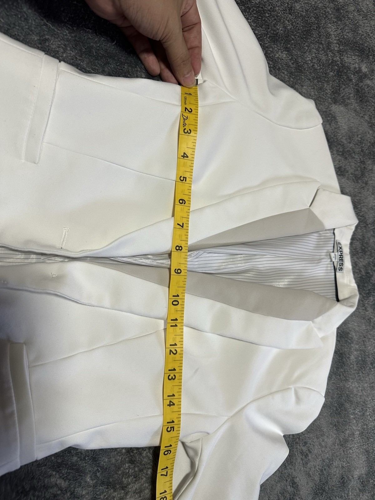 Sophisticated Express white one-button blazer Siz… - image 3