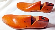 Vintage Feb 12 1965 WOODRIGHT Wooden Shoe Last-Form-Mold Pair-SIZE 13C Primitive
