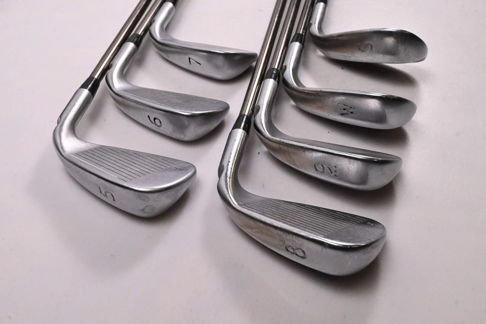 Left Hand Ping G400 Irons / 5-PW+SW / Black Dot / Regular Flex UST Recoil ES780 - Image 4 of 4