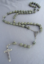 VINTAGE ITALY HUGE CHUNKY NEPHRITE BLOCK PRAYER BEADED ROSARY NECKLACE