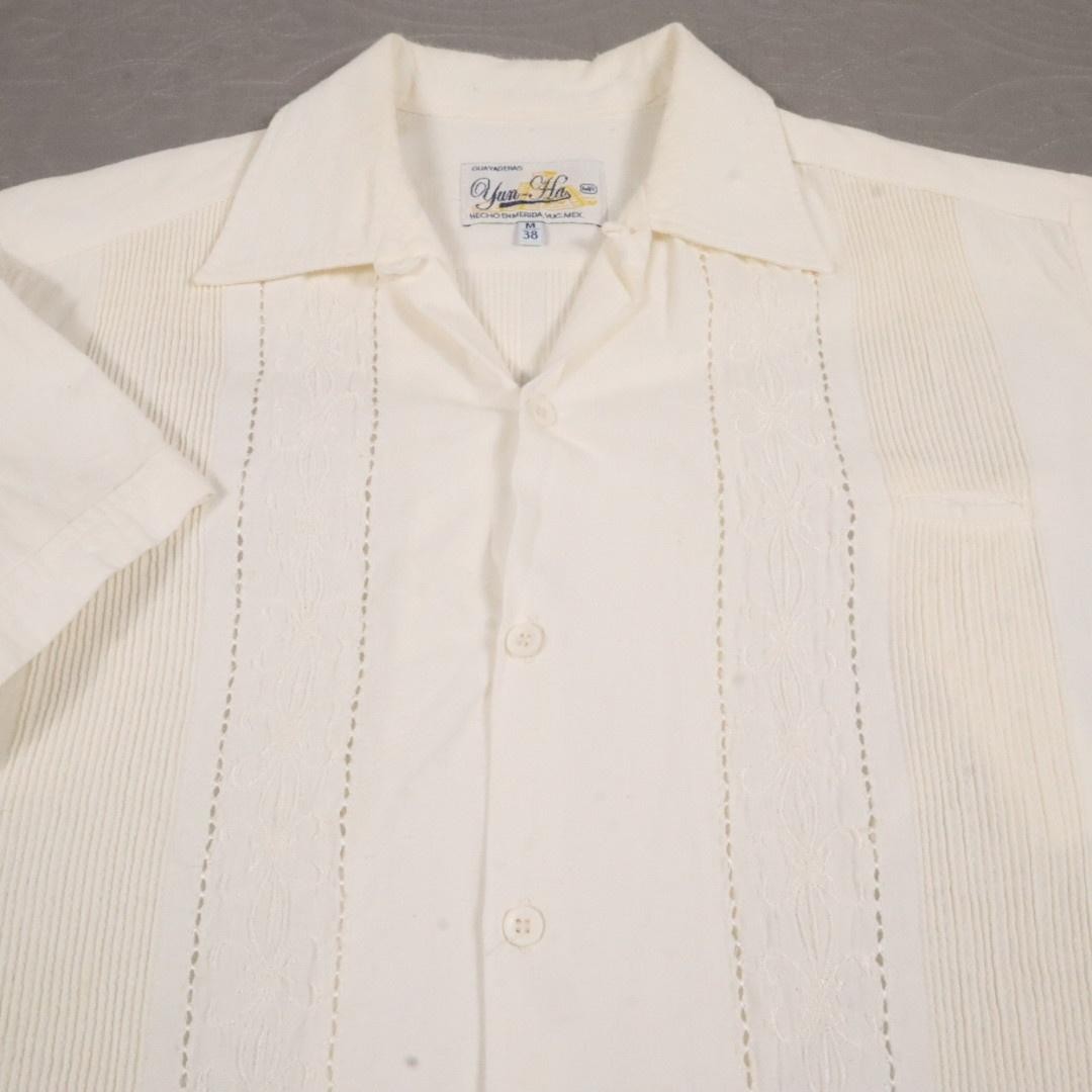 Yum-Ha Guayabera Shirt Mens Medium White Embroidered Pockets Short Sleeve
