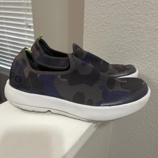 Oofos Oomg Eezee Low Loafers Sneakers Shoes Womens Size 11 Purple Brown Camo