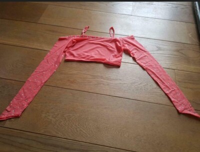 Bauchtanz Shrug, Top