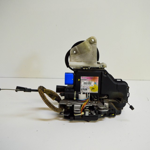 Volkswagen Phaeton Rear Left Door Lock 3D4839015H / M9110 for sale