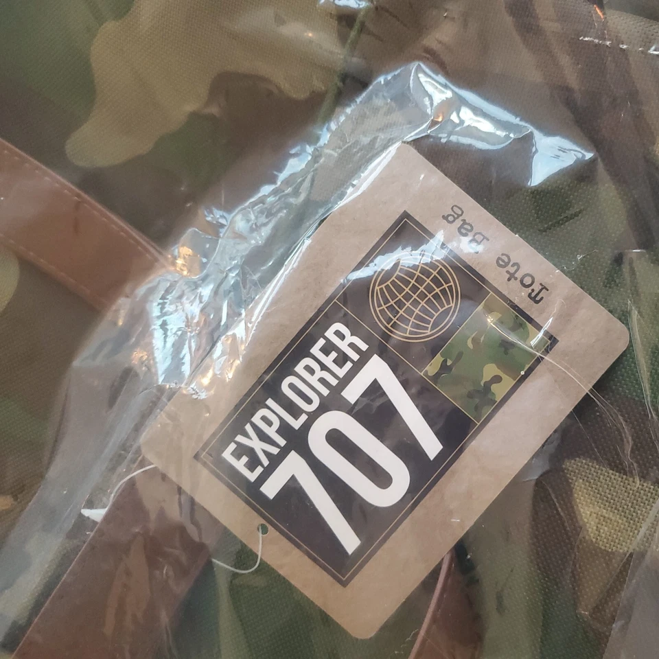 New Explorer 707 Green Brown Camouflage Canvas Lined Tote Bag Travel Bag Satchel - Image 4 of 4