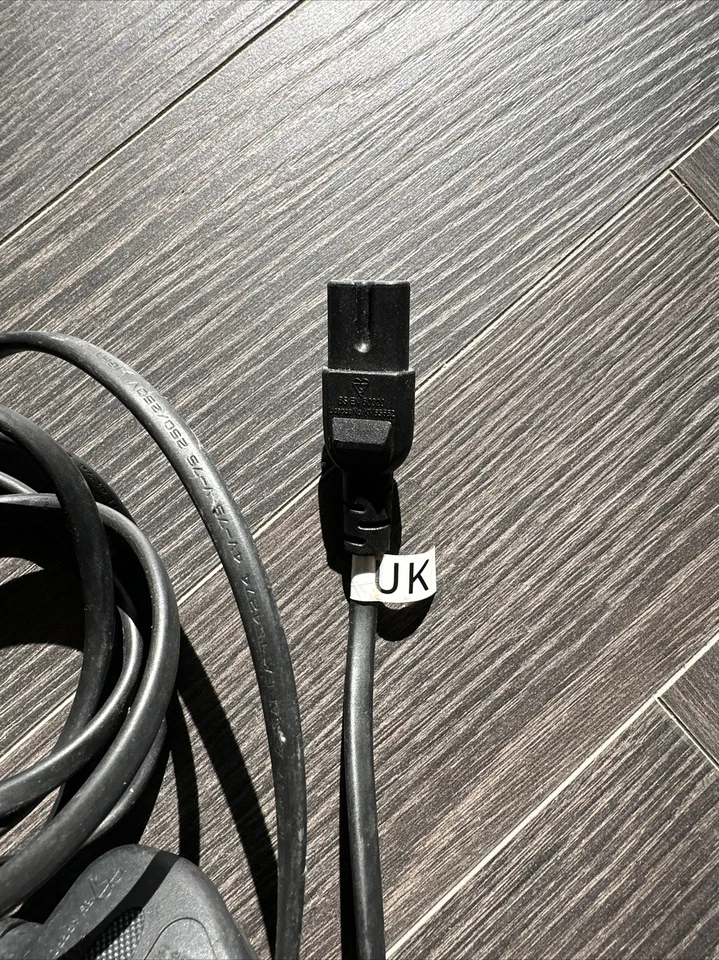 Linetek LS-7 LP-21 2.5A 250V EU Plug Power Cable Wire 2 Prong mains adapter C7 - Image 2 of 3