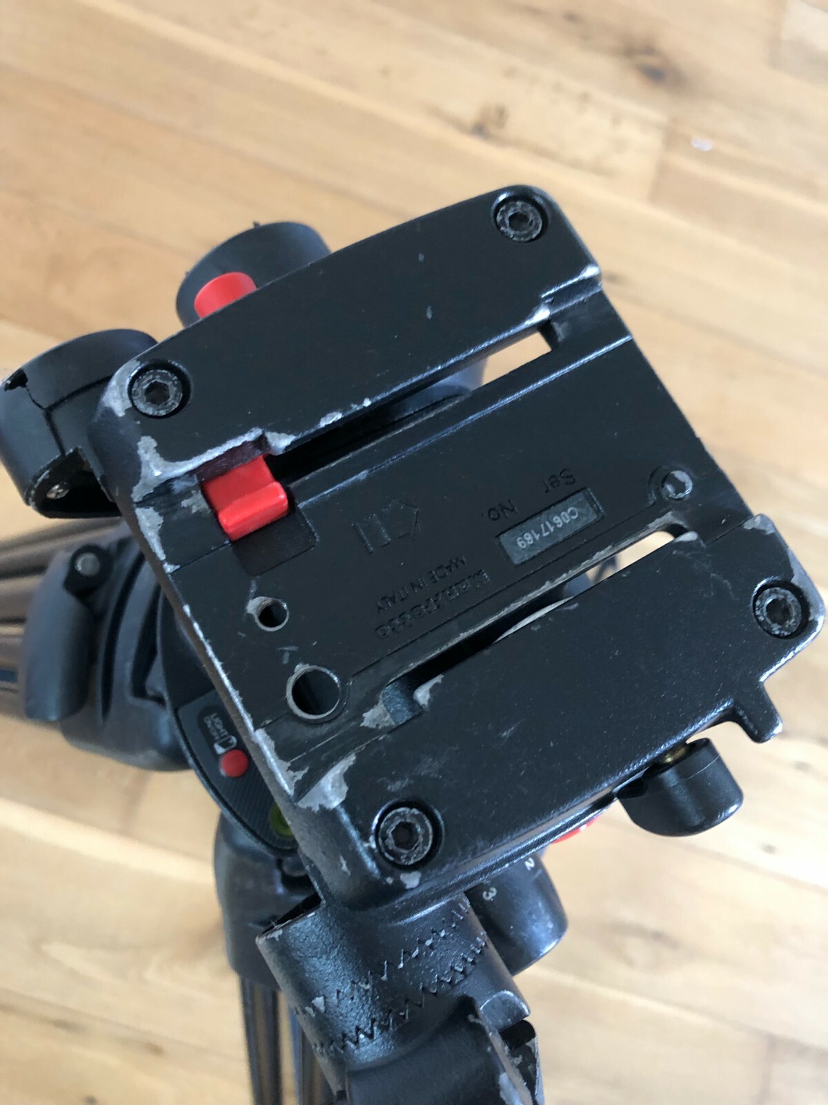 Manfrotto 525MVB Tripod with 503HDV Fluid Head eBay