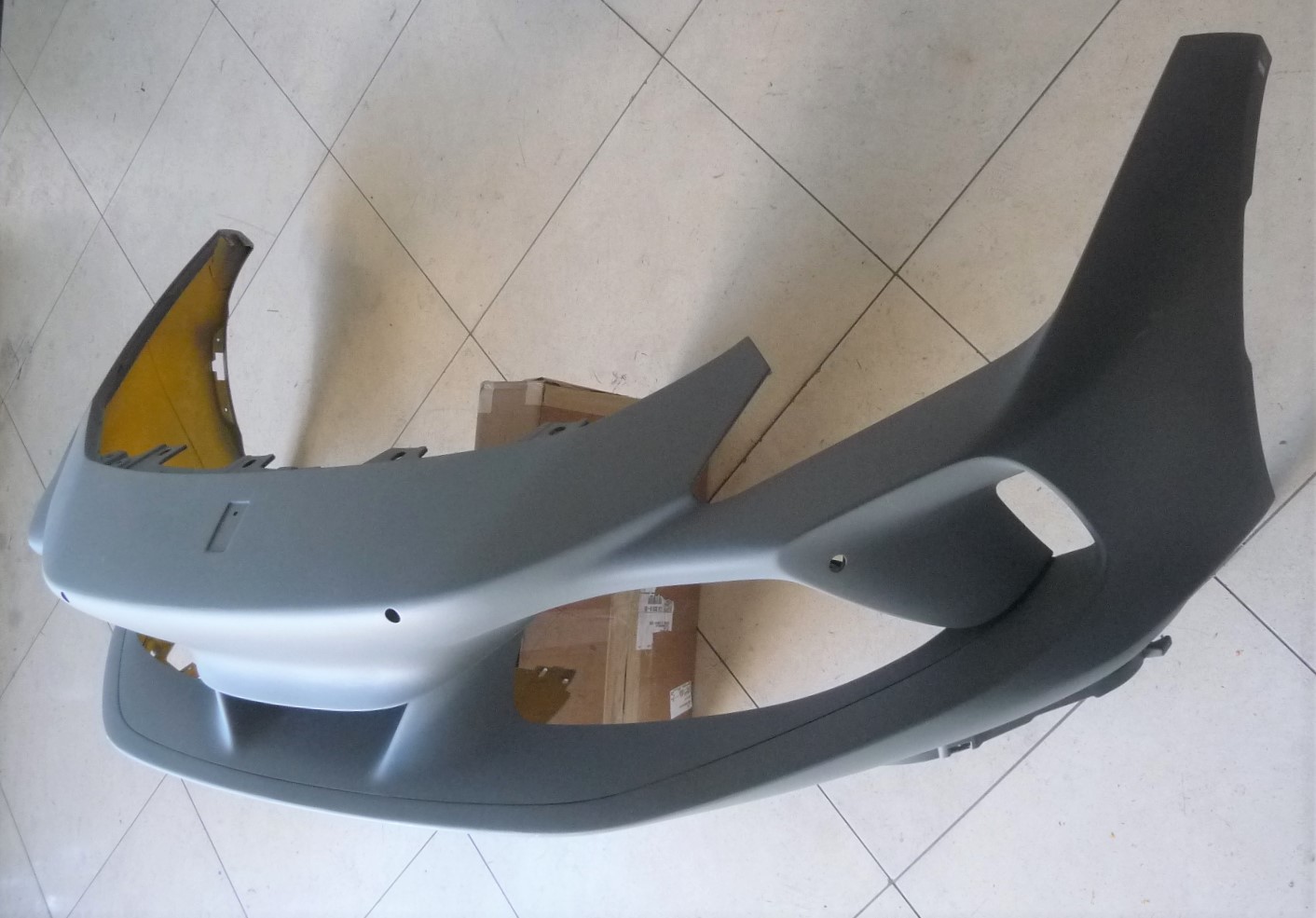 2020-2023 Ferrari F8 Tributo front bumper Cover Sensor Option 985983439 OEM