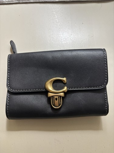 COACH Studio Medium Wallet Leather Black Used Great Condition