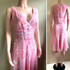 Maggy London 10 M Silk Fit Flare Dress Sleeveless Pink Peach Retro 70s Botanical