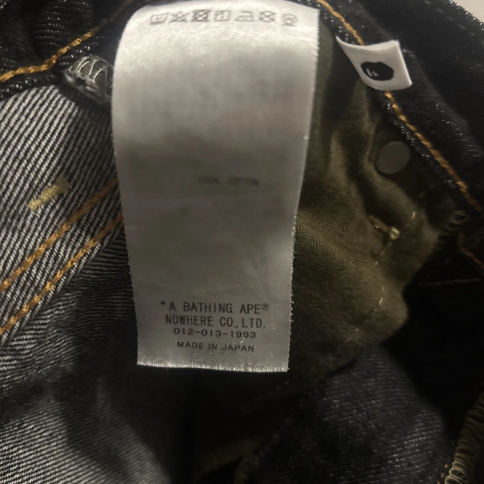 PANTALONES CORTOS DENIM A BATHING APE PARA HOMBRE COLEGIO AJUSTE RELAJADO 13 oz 1K80151001 r Foto 4 de 4