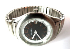 NICE WOMEN'S FOSSIL QUARTZ WRISTWATCH MODEL 45 CL-1020 BLACK  WHITE DIAL RUNS
