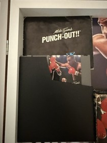 Mike Tyson's Punch-Out!! Nintendo NES Complete CIB, W/o Letter, In Display Case!