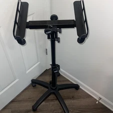On-Stage MIX400 Autolocator/Mixer Stand w/ Casters