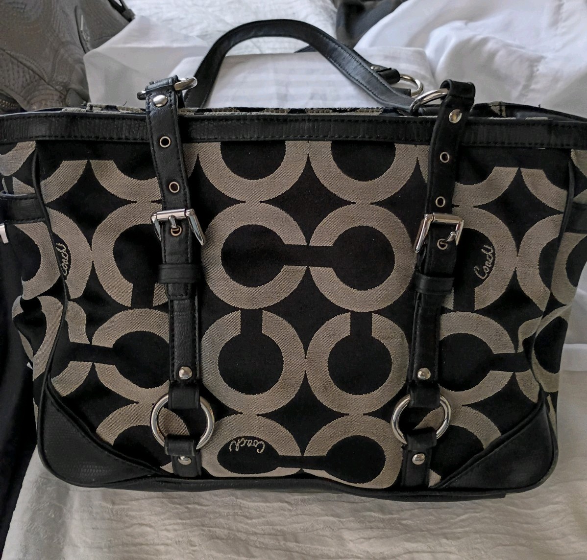 Coach Gallery Optic Signature Tote Bag Black & silver C print
