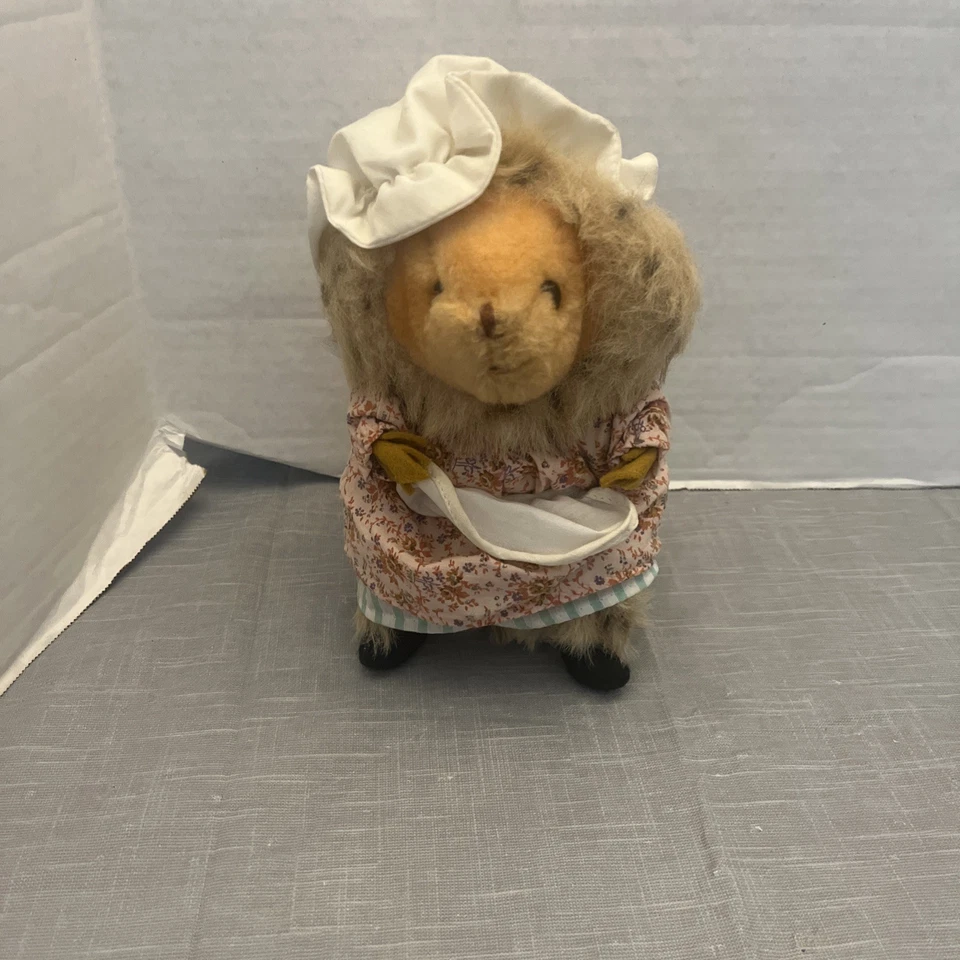 Vintage 1979 Eden Toys Beatrix Potter Mrs. Tiggy Winkle Hedgehog Plush USA MADE - Image 3 of 4