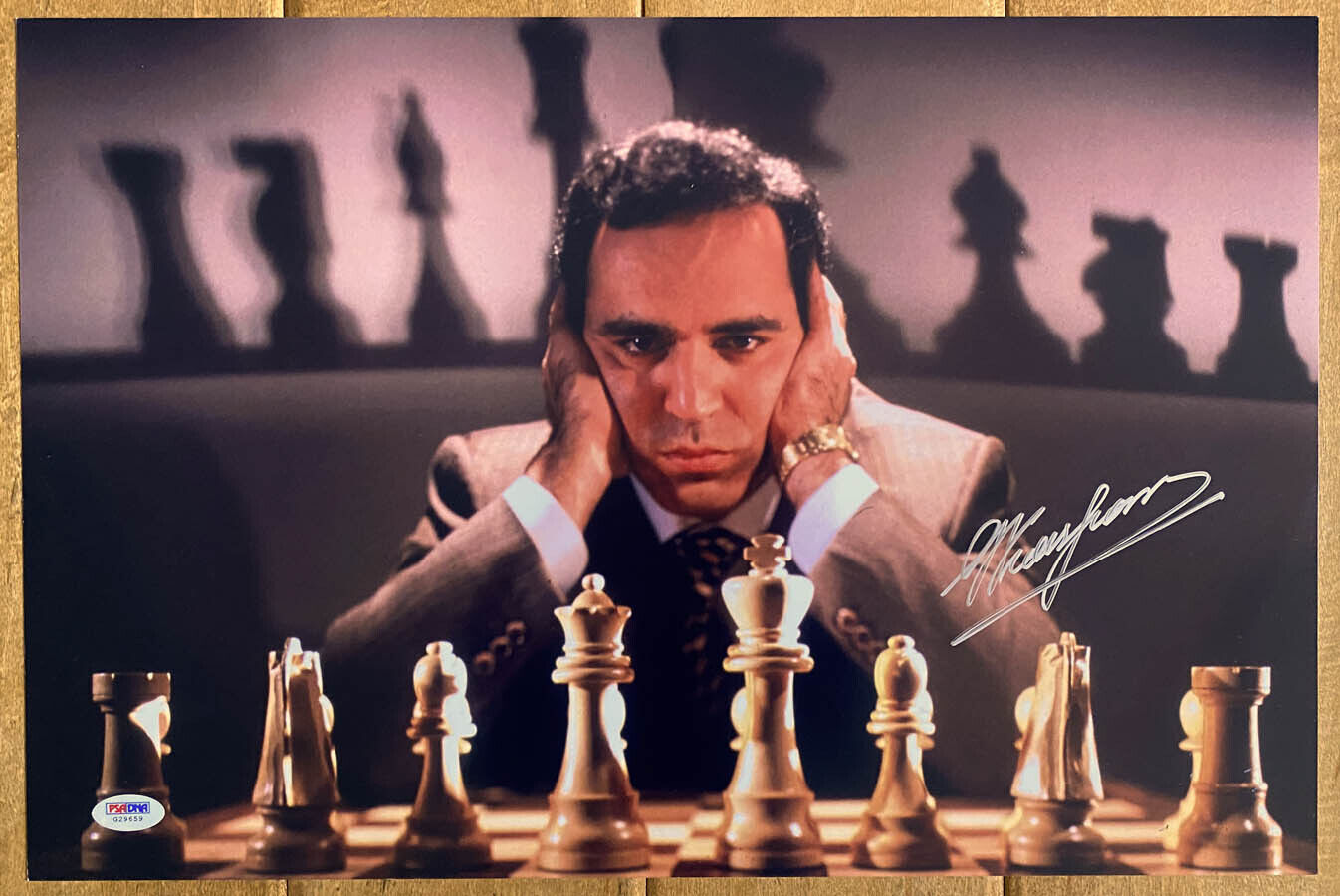 Garry Kasparov Chess Champion Grand Master Signed 8x10 Photo w/ Beckett BAS  COA