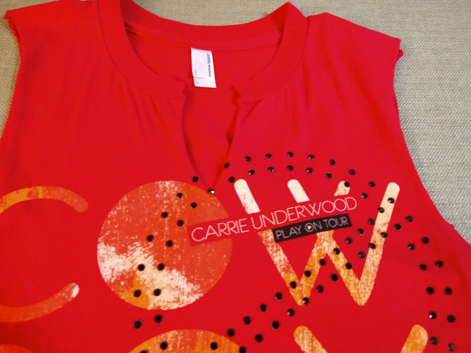 Vintage (2010)* CARRIE UNDERWOOD* "PLAY ON TOUR" *RARE!*Custom Red Tank-Top*(L) image 7