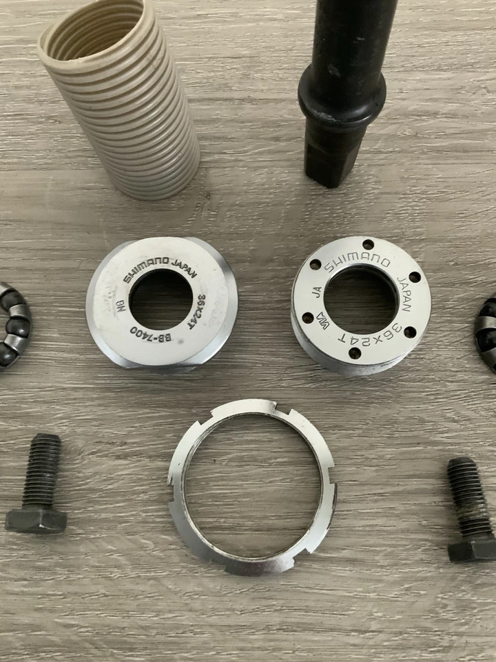 SHIMANO 600 BOTTOM BRACKET ITALIAN THREADING 70-121 MM - Image 2 of 4