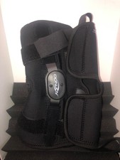 DonJoy Hinged Knee Brace Drytex Sleeve Size Large