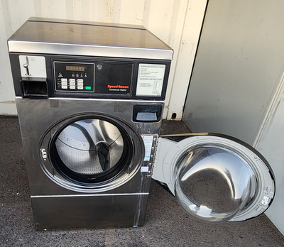 SPEED QUEEN COMMERCIAL FRONT LOAD WASHER MODEL:SFNWYASG113T01 SN