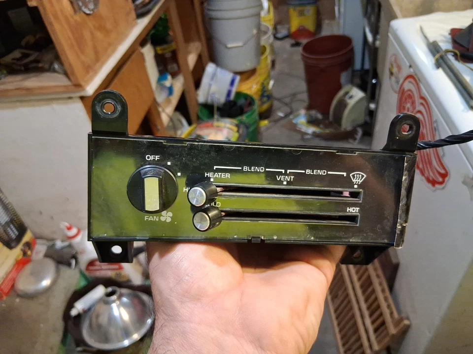 1982 - 1985 雪佛兰 S10 气候控制温度加热正品原始设备制造商未经测试 — 第 4/4 张图片