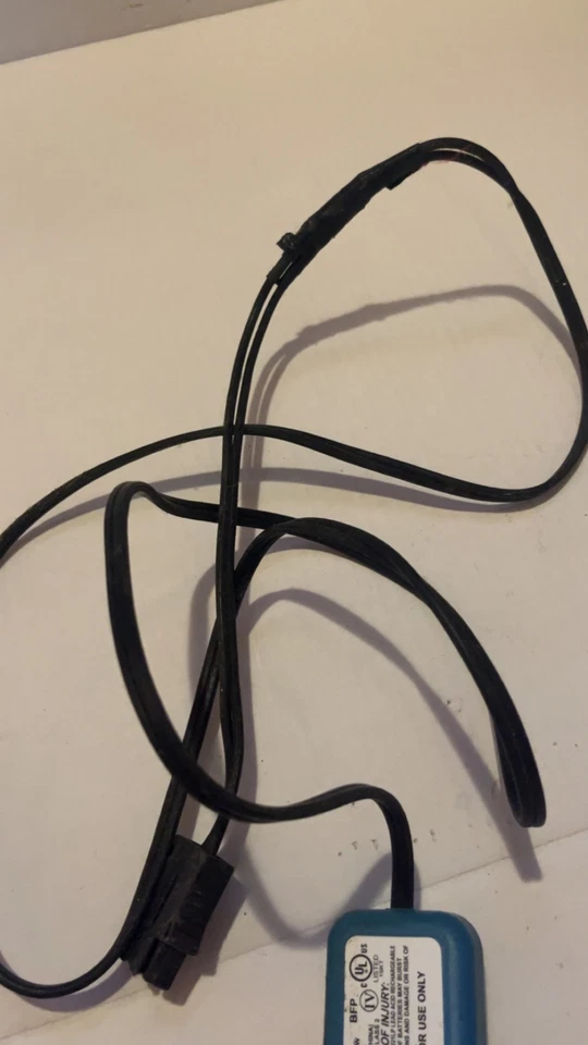 Peg Perego OEM 12 volt blue charger ride on car 25200018 (mecb0086u) - Image 3 of 3