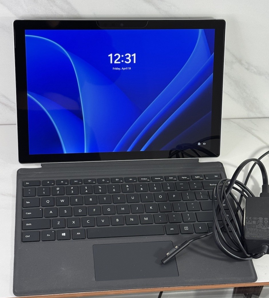 Microsoft Surface Pro 6 (128GB SSD, Intel Core i5-8250U, 8GB Microsoft Surface Pro 6 (128GB SSD, Intel Core i5-8250U, 8GB
