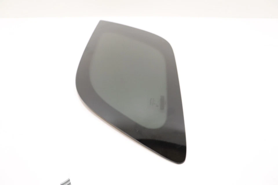 Dodge Durango 2011-2025 cuarto trasero derecho ventana cristal OEM 55399266AF Foto 2 de 4