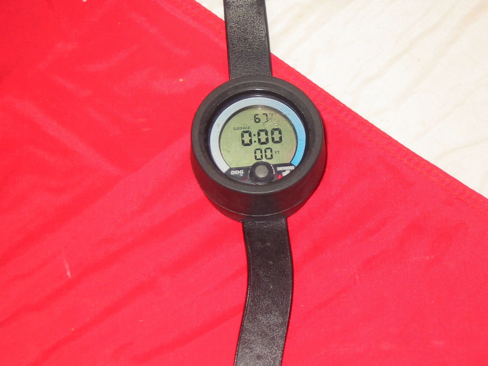 SHERWOOD** DDG** Digital Depth Gauge** WET TESTED / ACCURATE* NEW